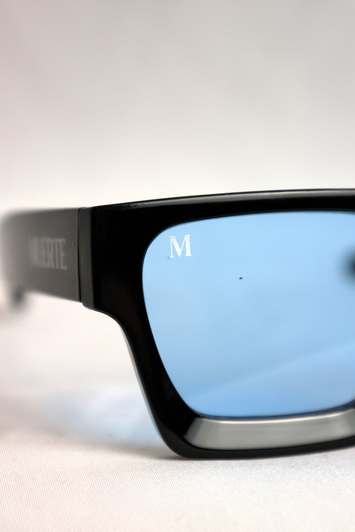 The Classic Sunglasses Blue