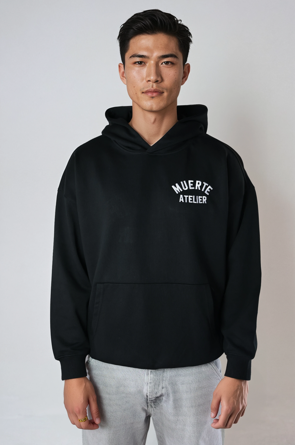 Atelier Hoodie Black