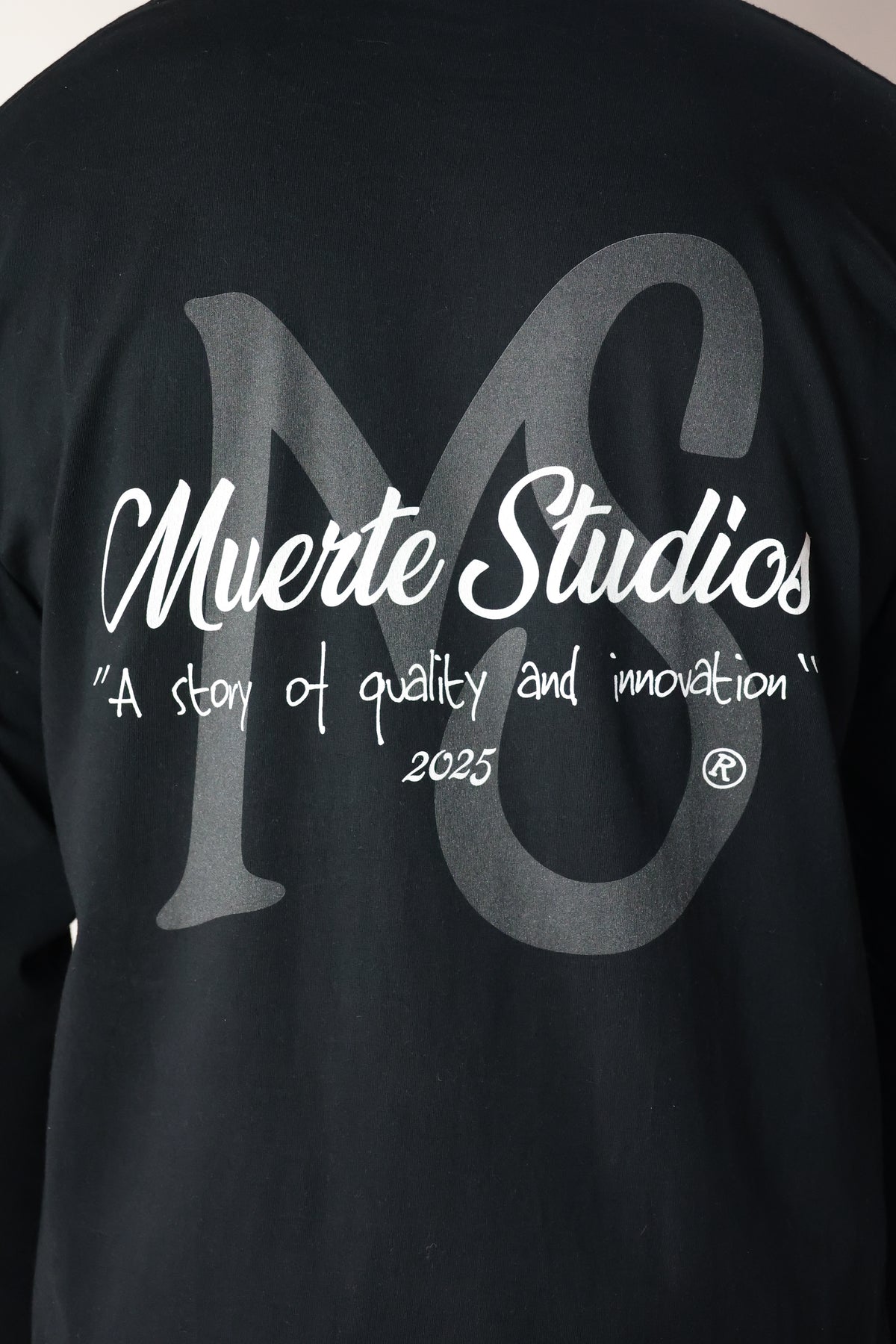 Studio Longsleeve Black