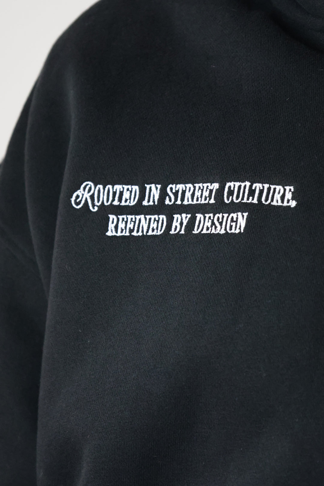 Zip-Hoodie Wearable Art Black
