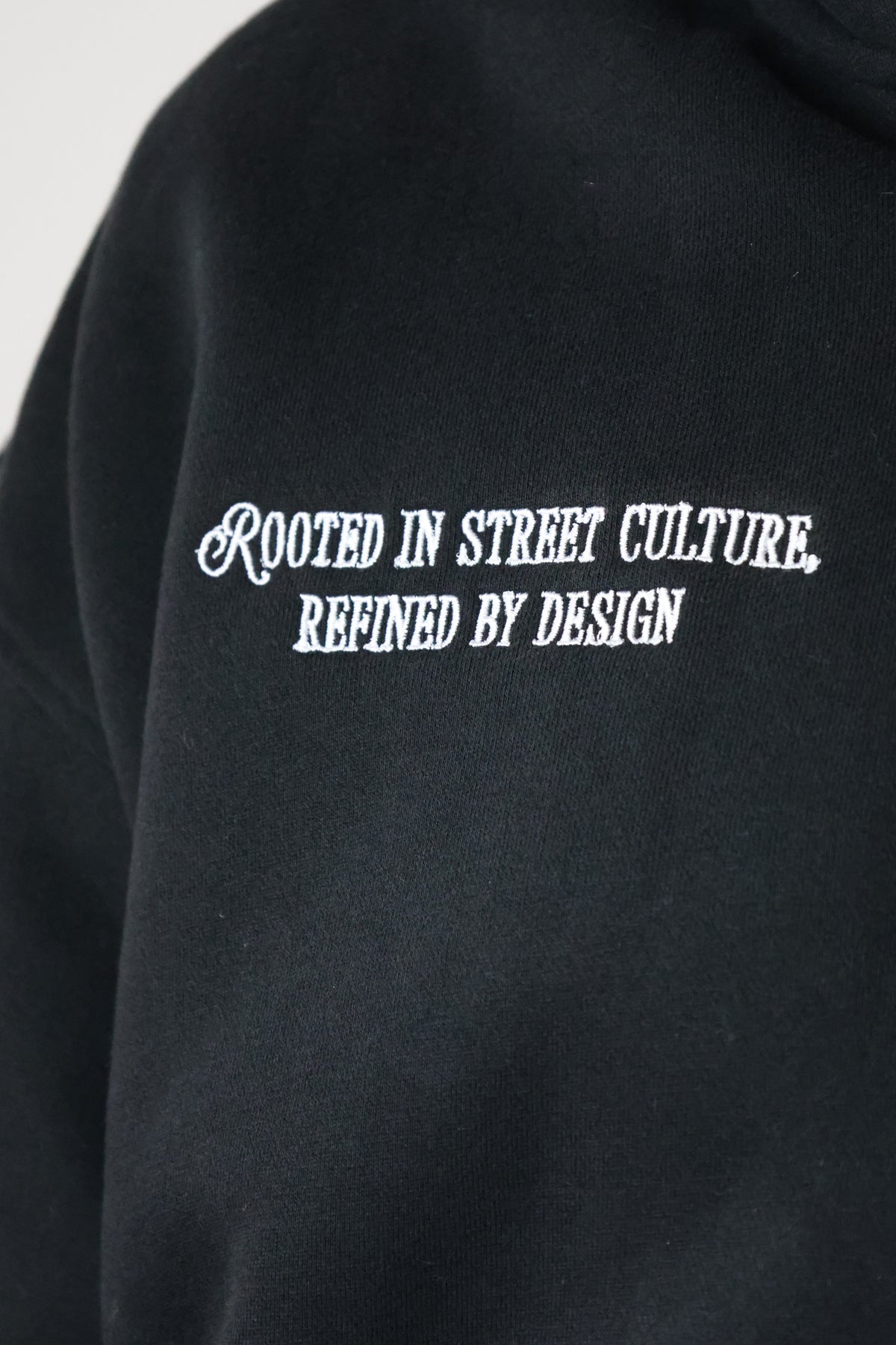 Zip-Hoodie Wearable Art Black