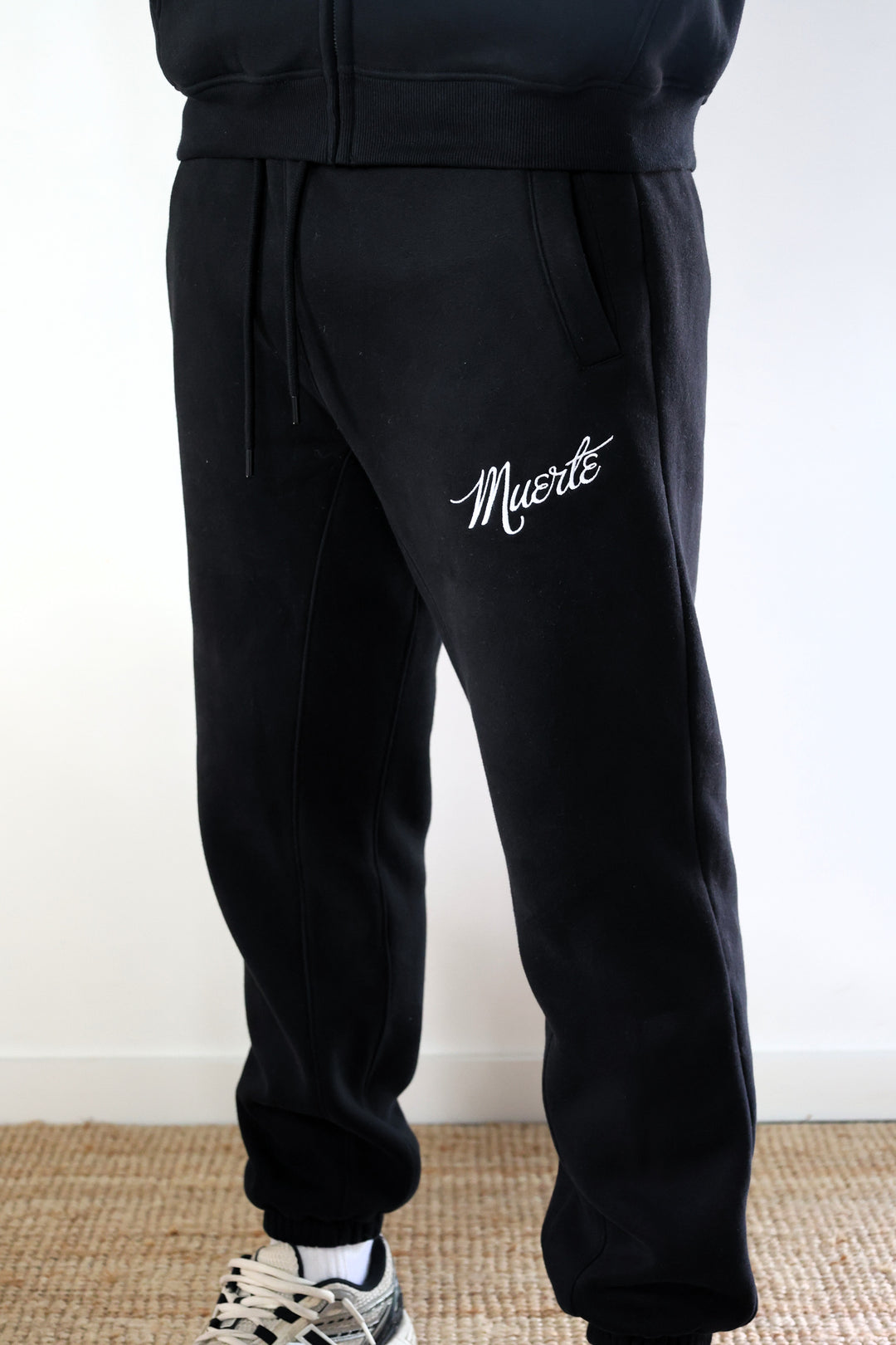 Joggingset Wearable Art Black (Pre-Order!)