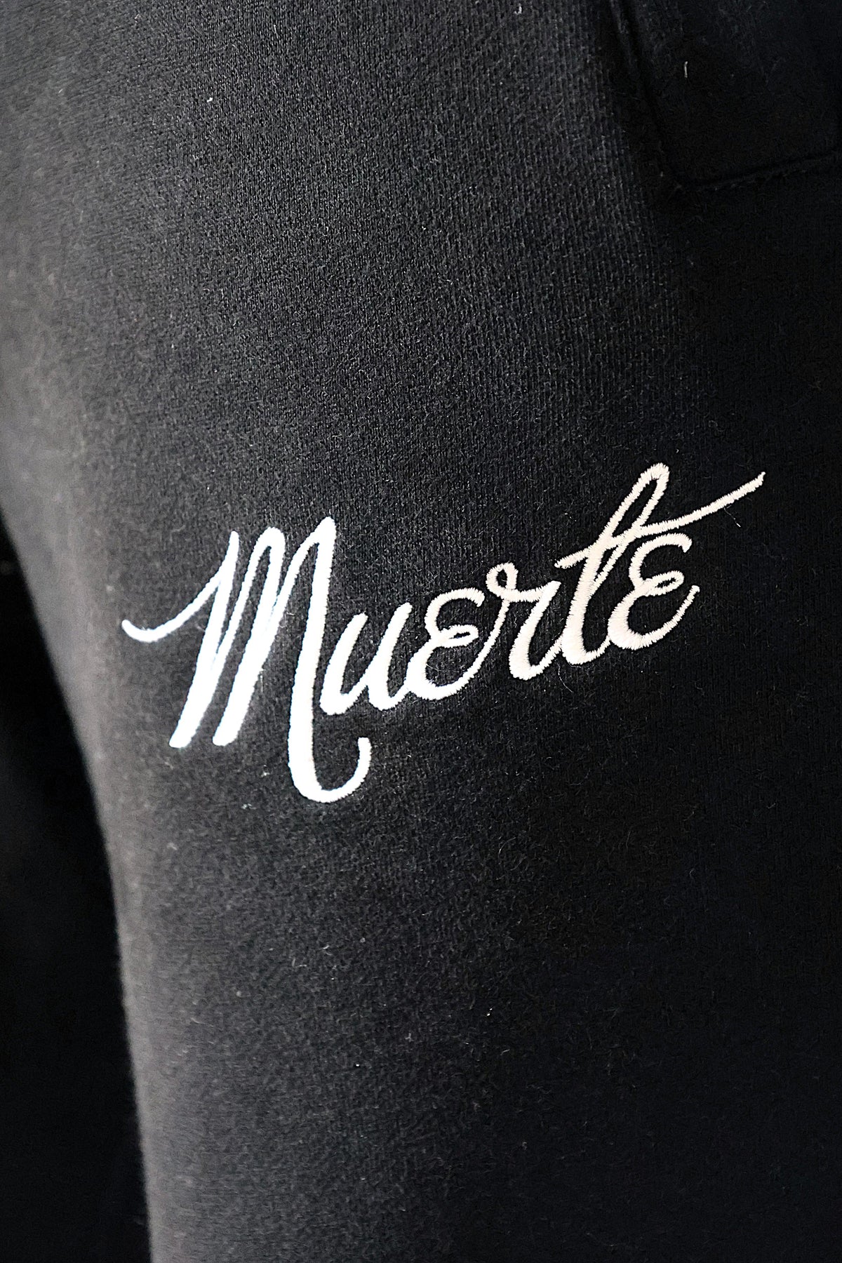 Jogger Wearable Art Black