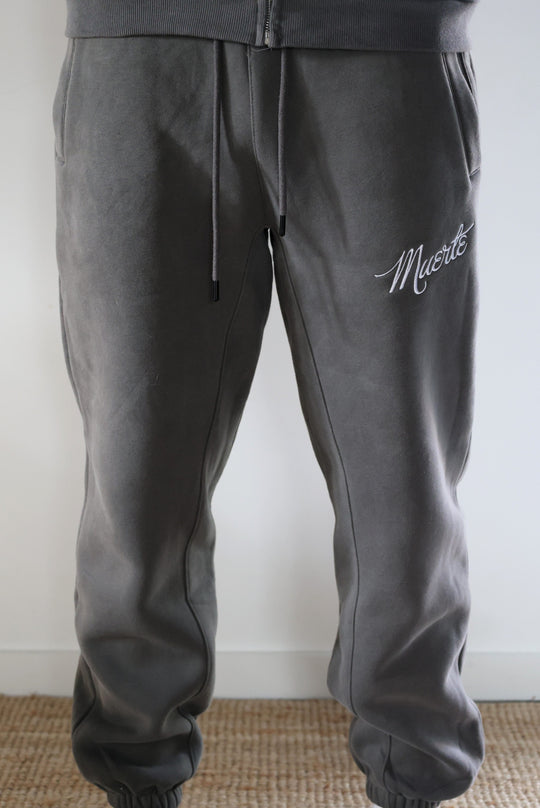 Jogger Wearable Art Smoke Grey