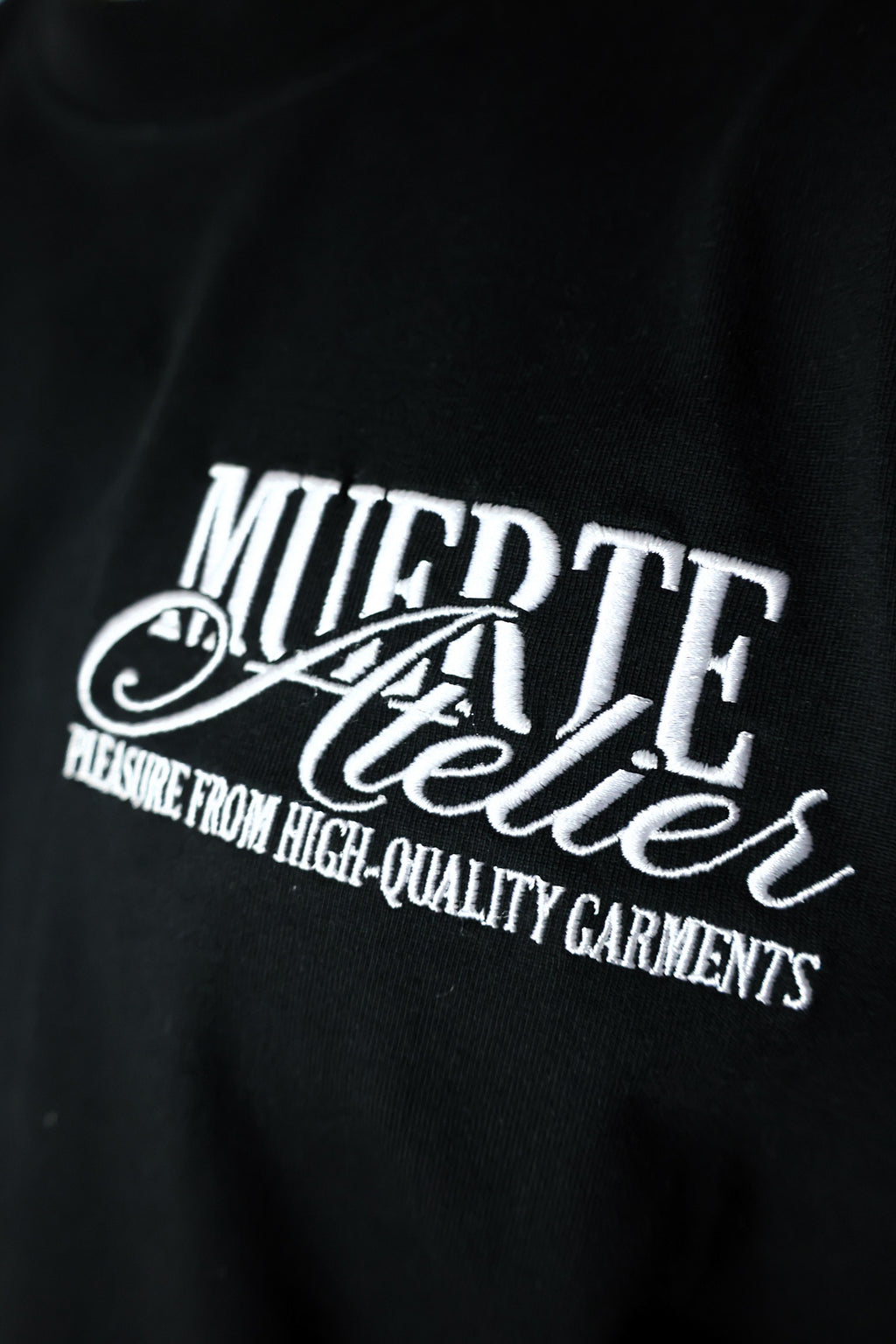 The Atelier Tee Black